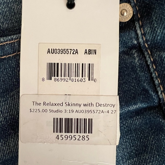 7 for all man kind relaxed skinny girlfriend jean - Picture 4 of 4